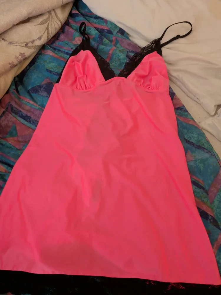 Assorted Women's Clothing image indicator(3)