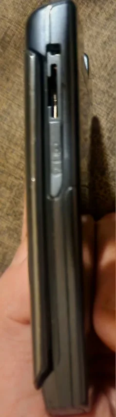 Samsung Flip Phone - Rogers 2.0 MegaPixel image indicator(2)