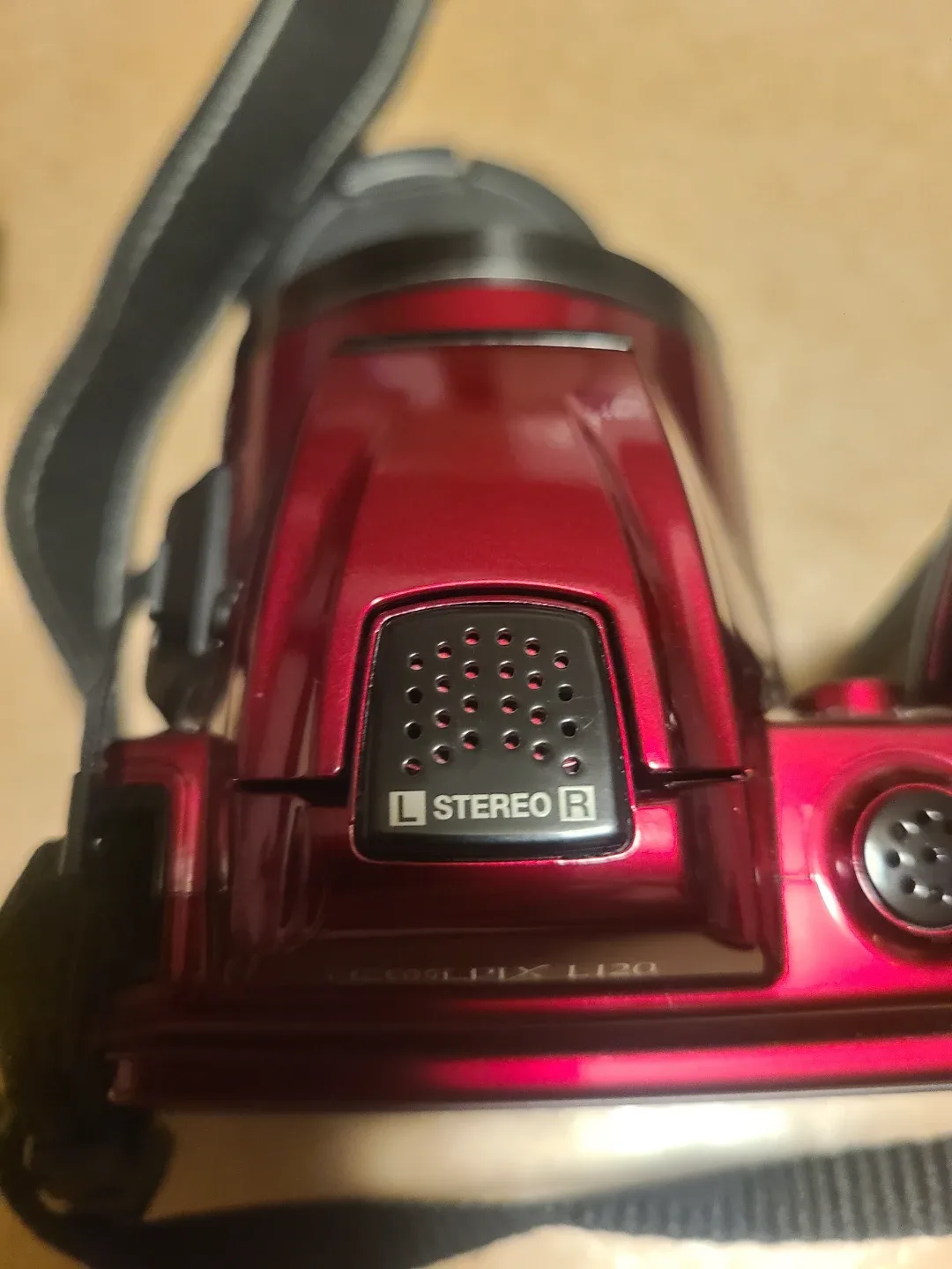 Nikon Coolpix L120 Digital Camera - Red image indicator(4)