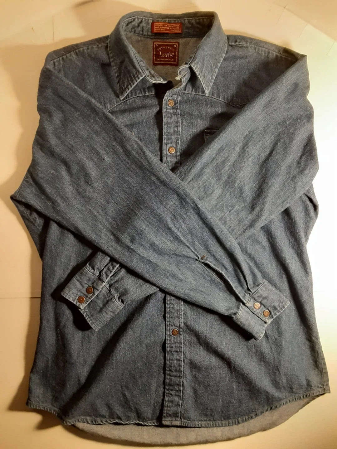 Levi's Authentic - Denim Long Sleeve Western Shirt | S: LG image indicator(2)
