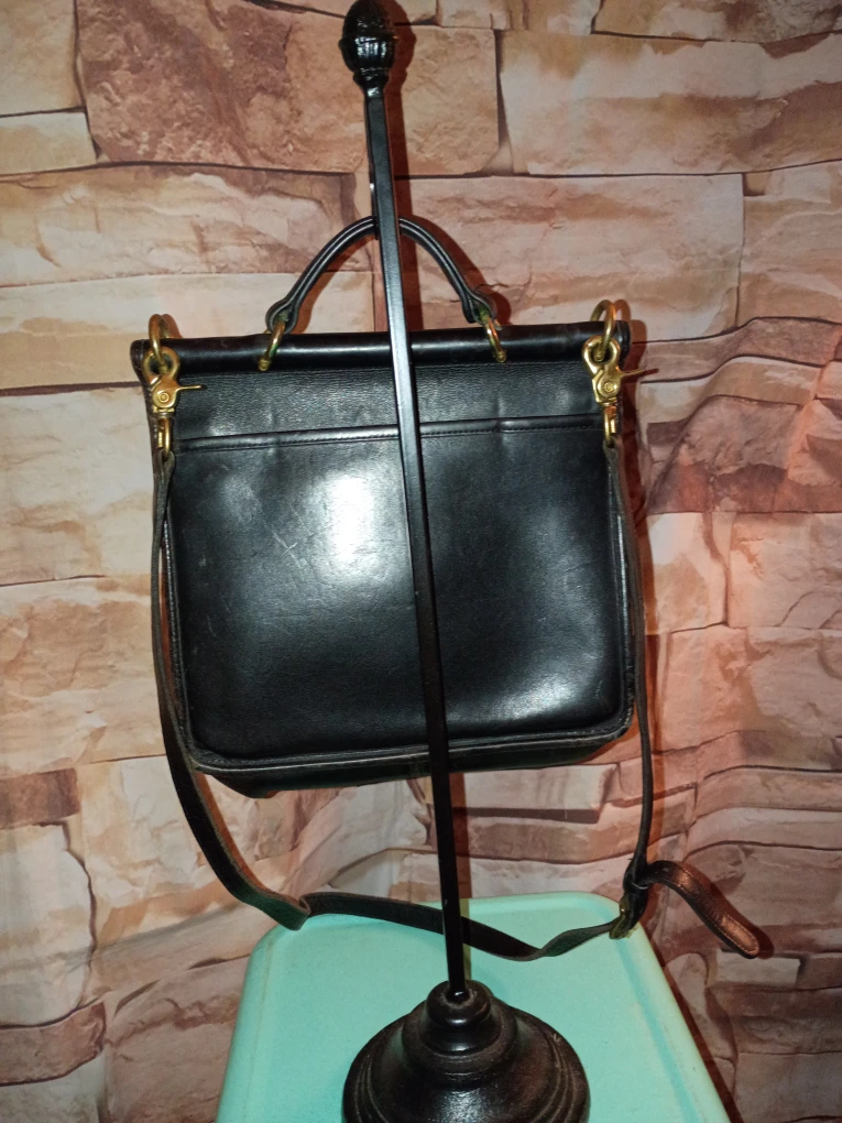 Coach Black Leather Willis Crossbody top handle Bag - photo 5