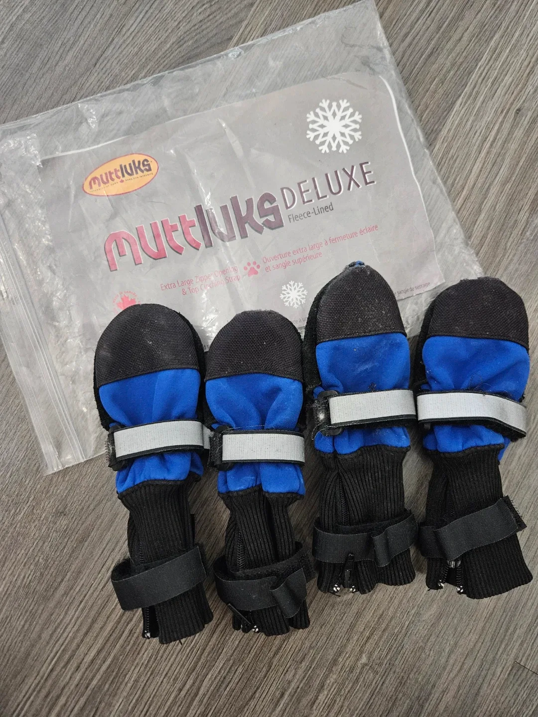 Dog Boots, Grooming Accessories, Toys, Poop Bags, etc image indicator(2)