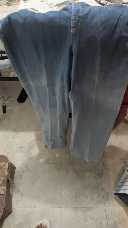 Jones New York Chelsea Cuffed Capri Jeans - Size 20W image indicator(3)