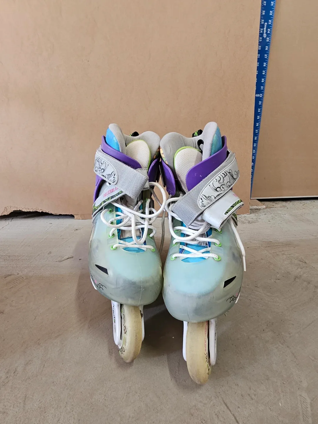 Rollerblade Inline Skates - US 10 image indicator(3)