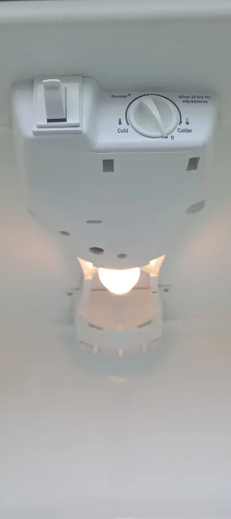 Black Frigidaire Fridge image indicator(9)