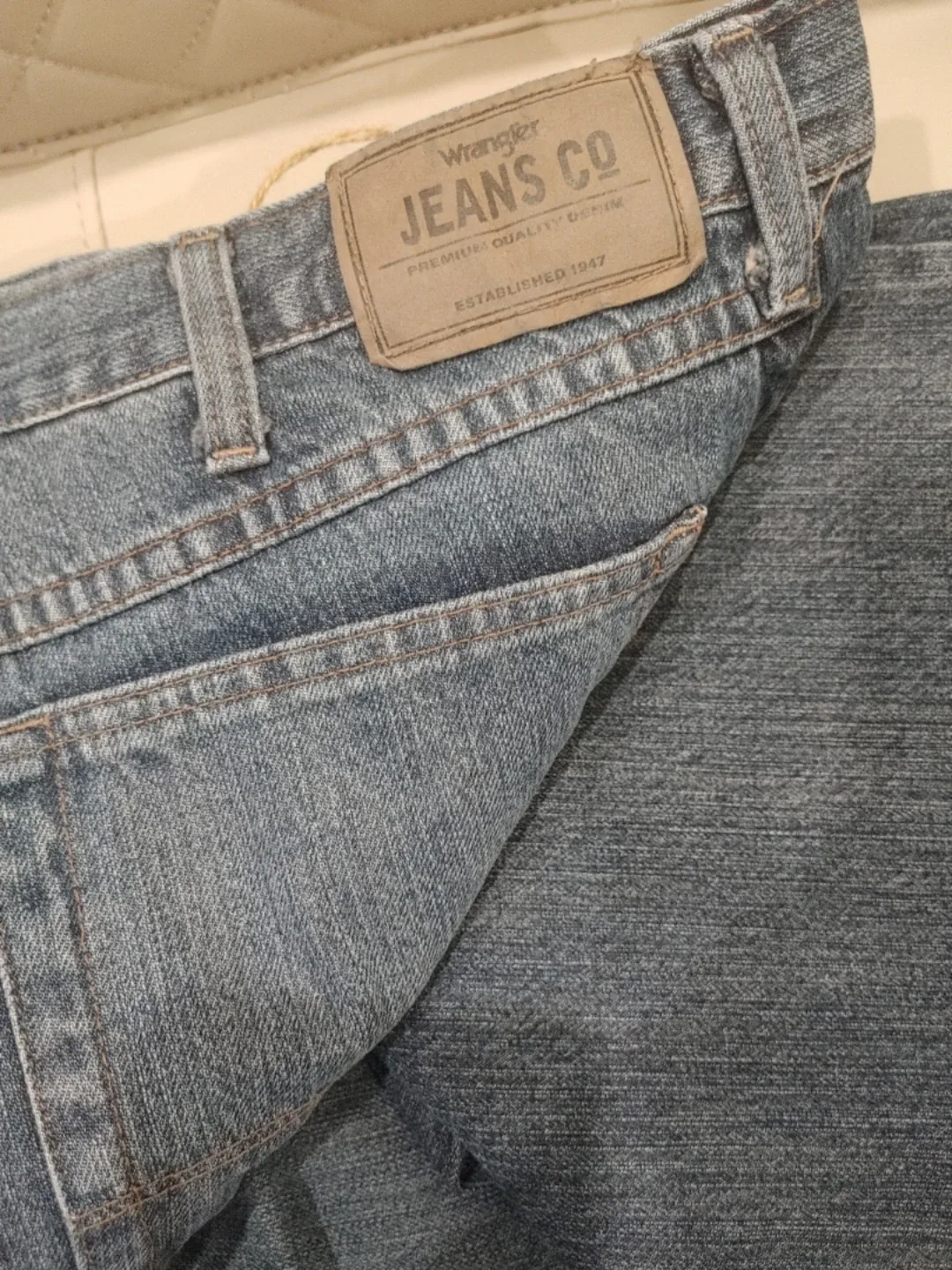 🥕BRAND NEW WRANGLER  ORIGINALS DENIM JEANS MENS 36X32 image indicator(2)