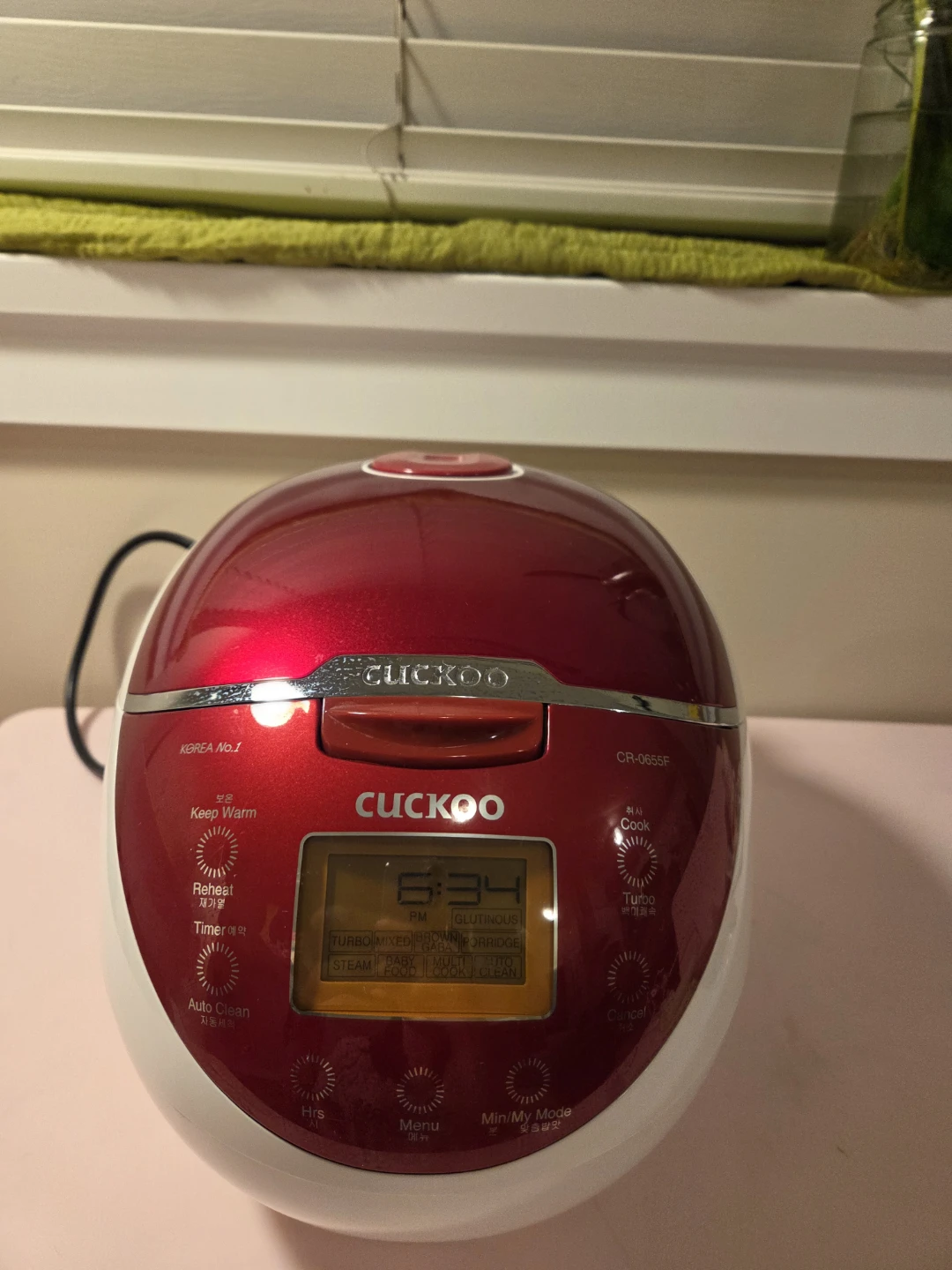 Cuckoo CR-0655F Electric Rice Cooker (6 cups)