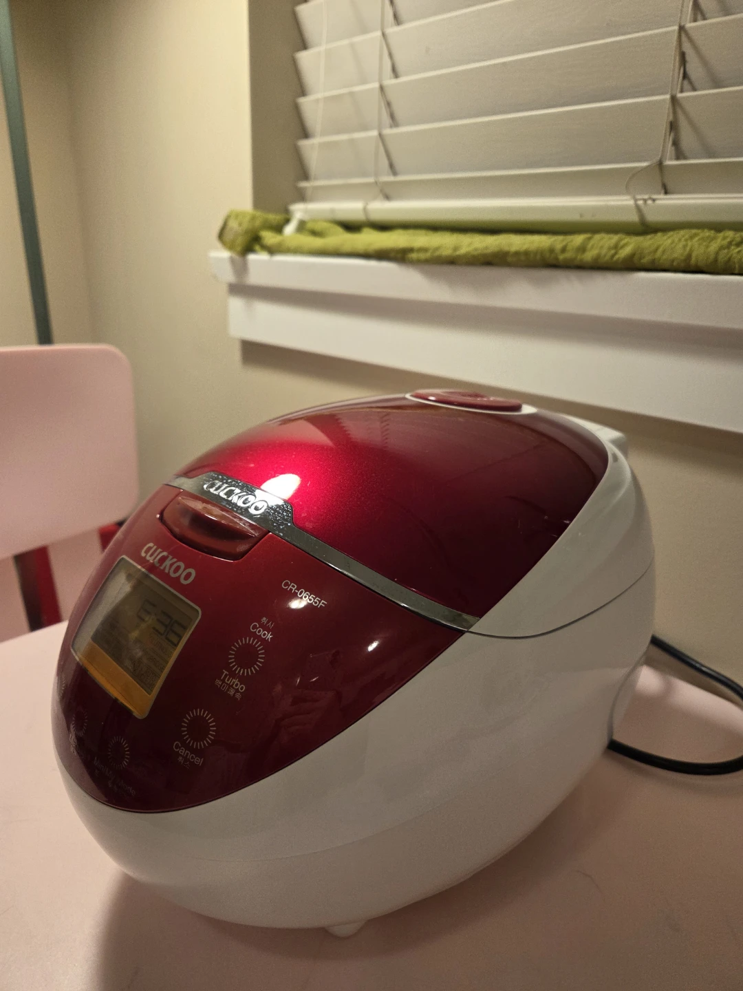 Cuckoo CR-0655F Electric Rice Cooker (6 cups) - photo 4