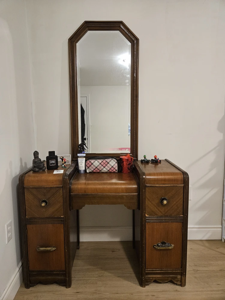Vintage Vanity Table with Mirror