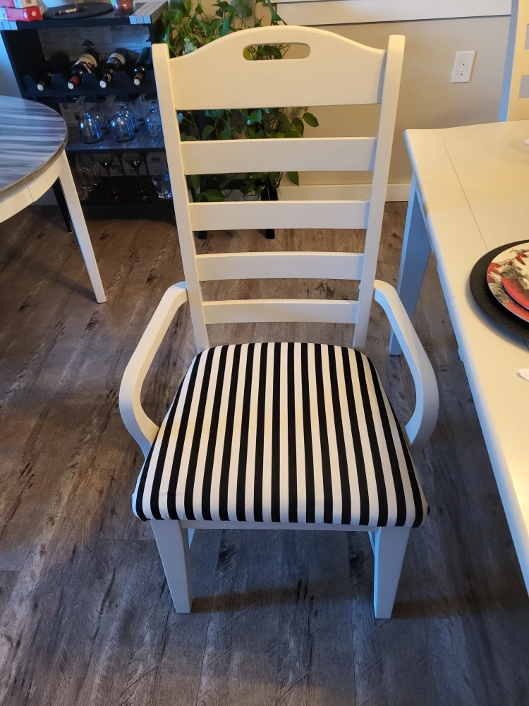 White Dining Table with 4 Chairs - photo 4