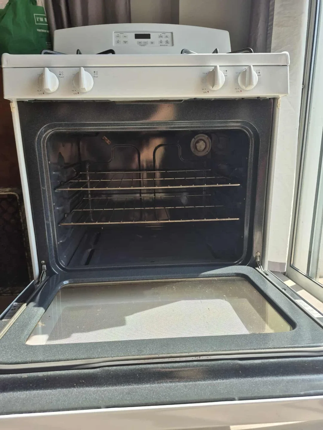 Used White Gas Range Stove - Cleaned Like New! image indicator(6)