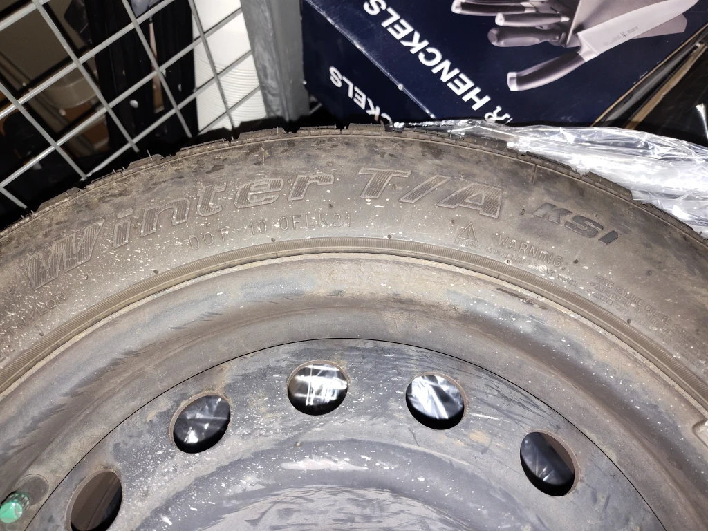 BF Goodrich Winter T/A KSI 205/55R16 Tire - photo 2