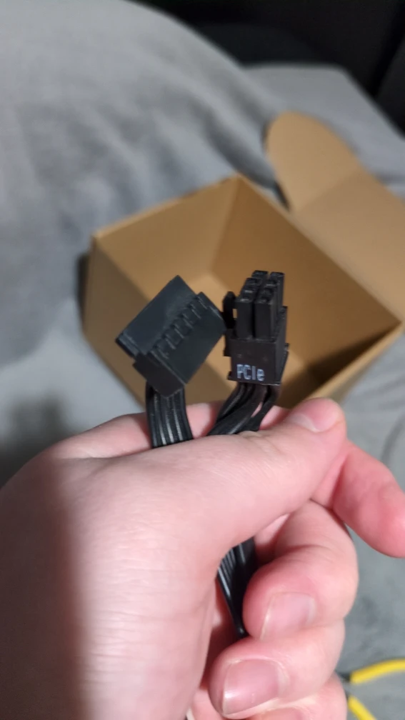 corsair CX550M semi modular desktop power supply - photo 3