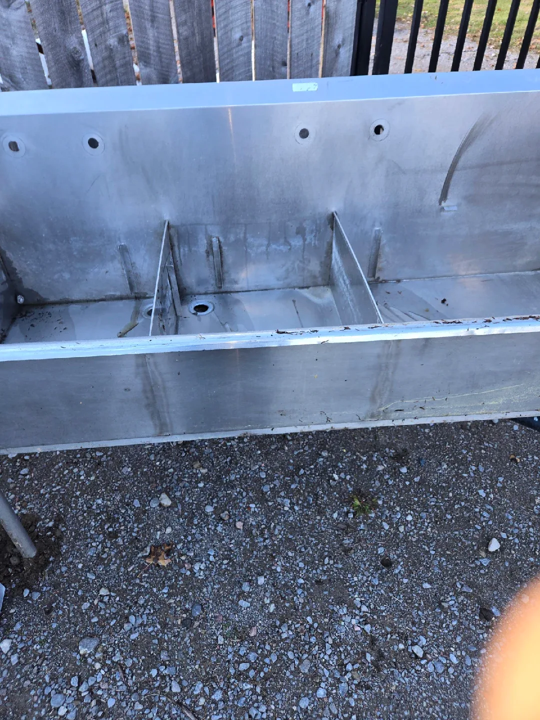 Stainless Steel Commercial Sink image indicator(4)