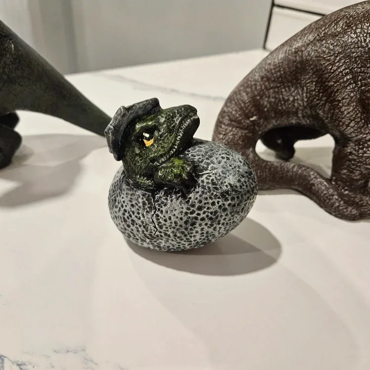 Ceramic 3 piece Dinosaur Figurine Set image indicator(4)
