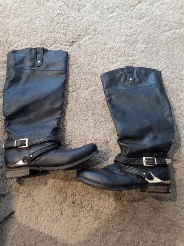 Black Boots - Size 6.5