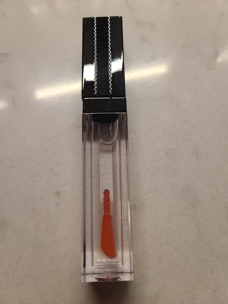 Givenchy Gloss Interdit Lipgloss 01 image indicator(2)