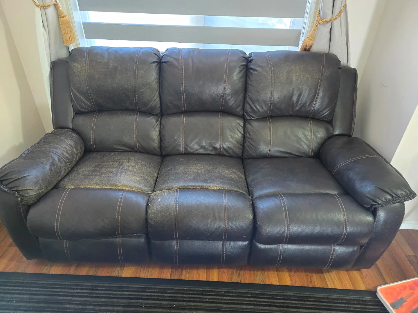 Brown Leather Reclining Sofa image indicator(3)