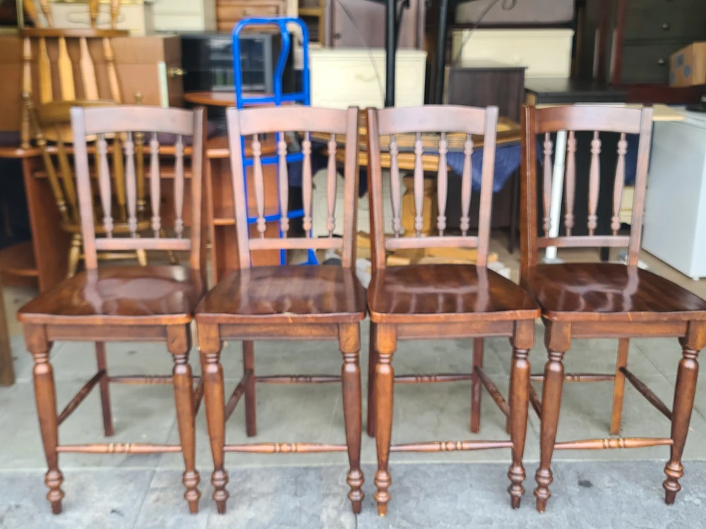 Set of 4 Wooden Dining Chairs - photo 5