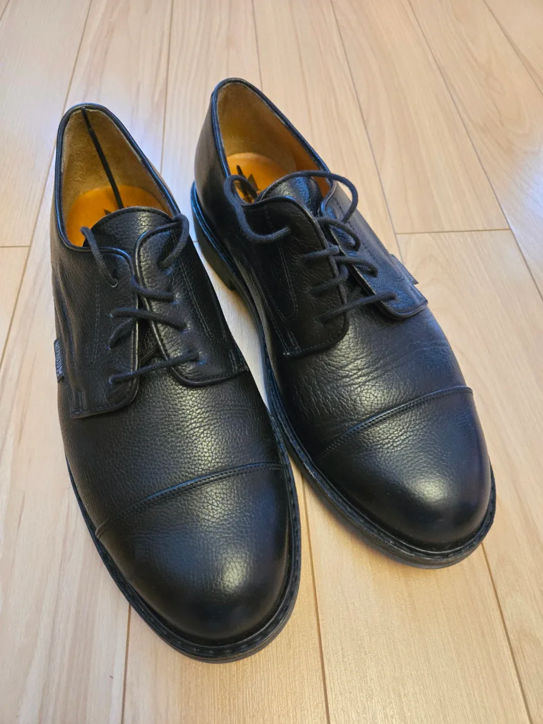 Mephisto Goodyear Leather Dress Shoes