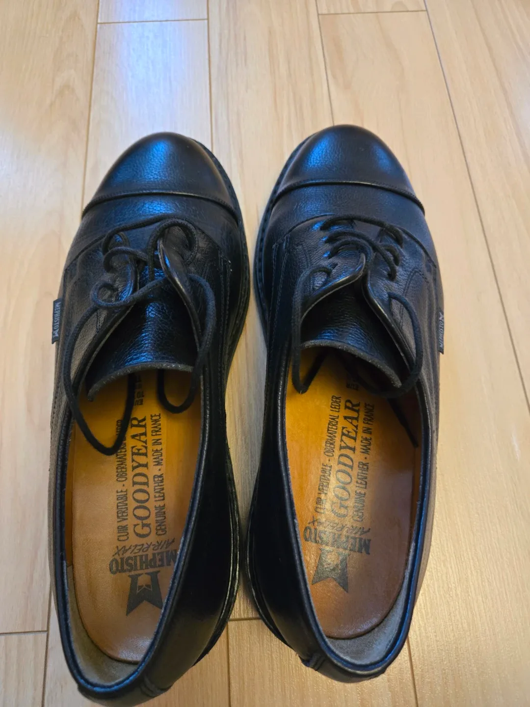 Mephisto Goodyear Leather Dress Shoes image indicator(3)