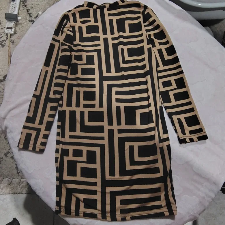 Shein Kids Dress - Size 6Y image indicator(5)