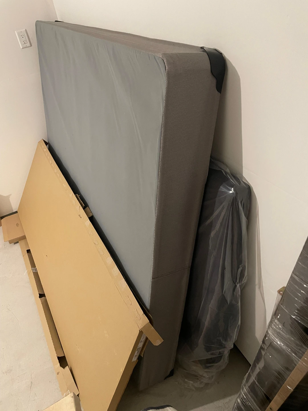Queen Mattress - photo 3