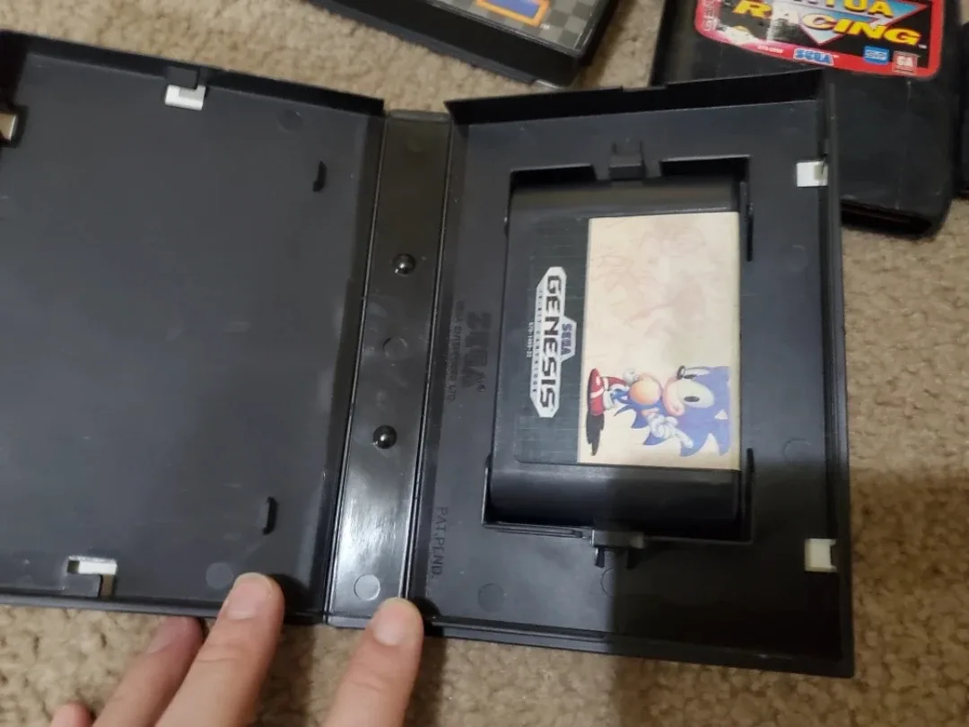 Sega Genesis System Console with Games image indicator(6)