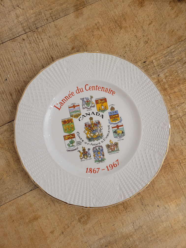 Queenborough Old English Plate