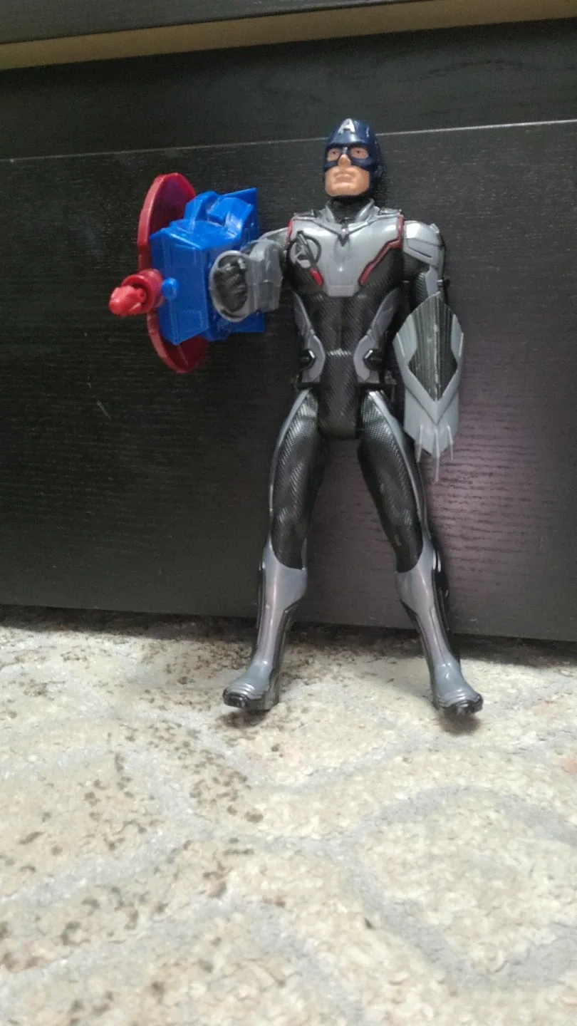 Shooting! Captain America Action Figure