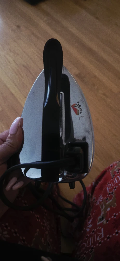 Olympia Travel Iron - Compact & Convenient - photo 3