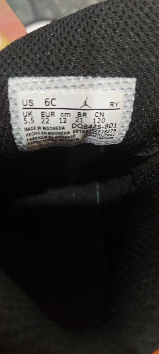 Nike Air Jordan 1 Toddler Shoes - Size 5.5 - photo 4