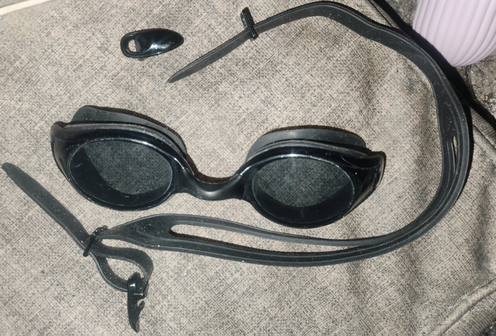 1 Pair Black Swimming Goggles - photo 2