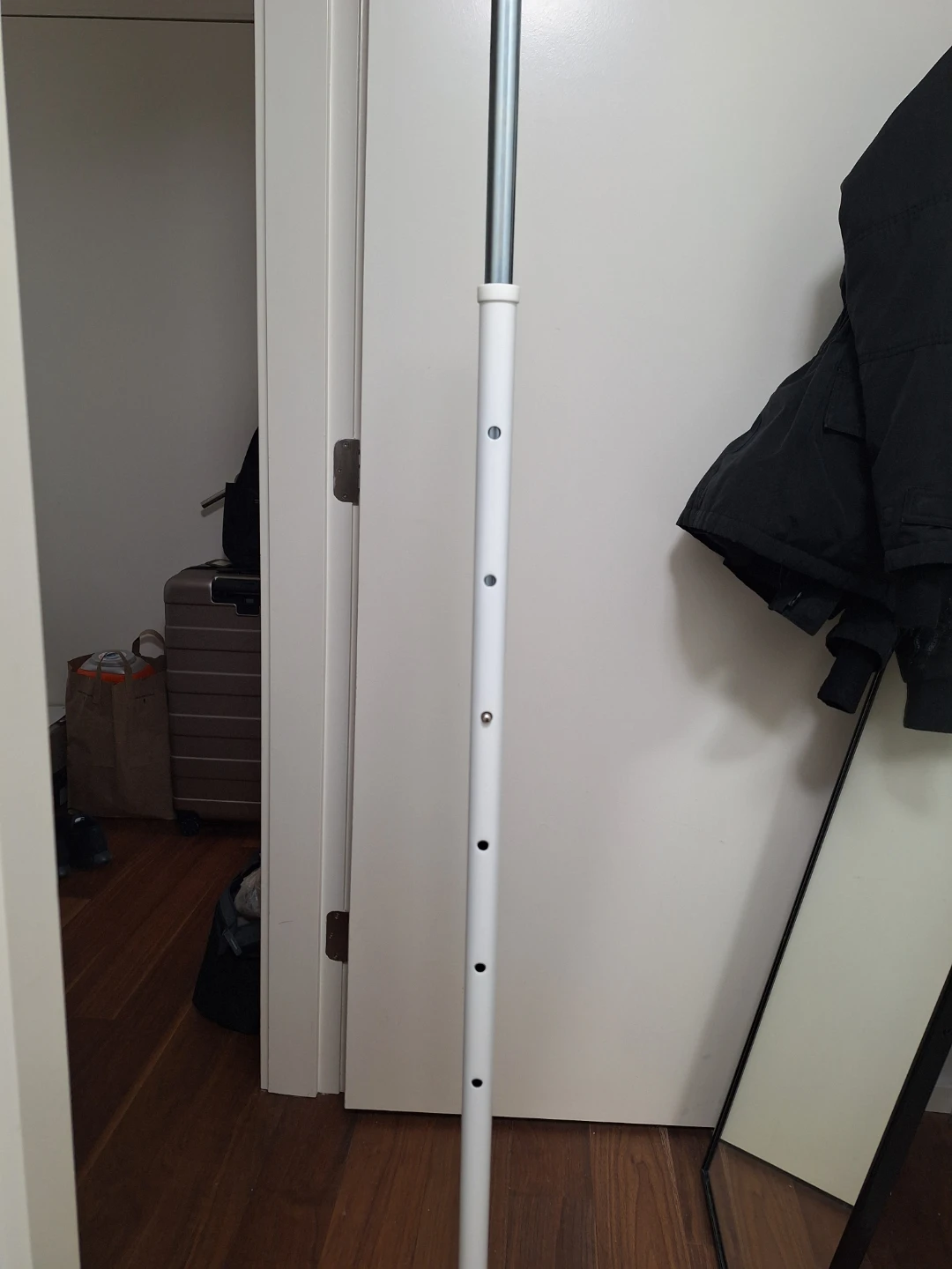 IKEA Clothes Rack - White - photo 2