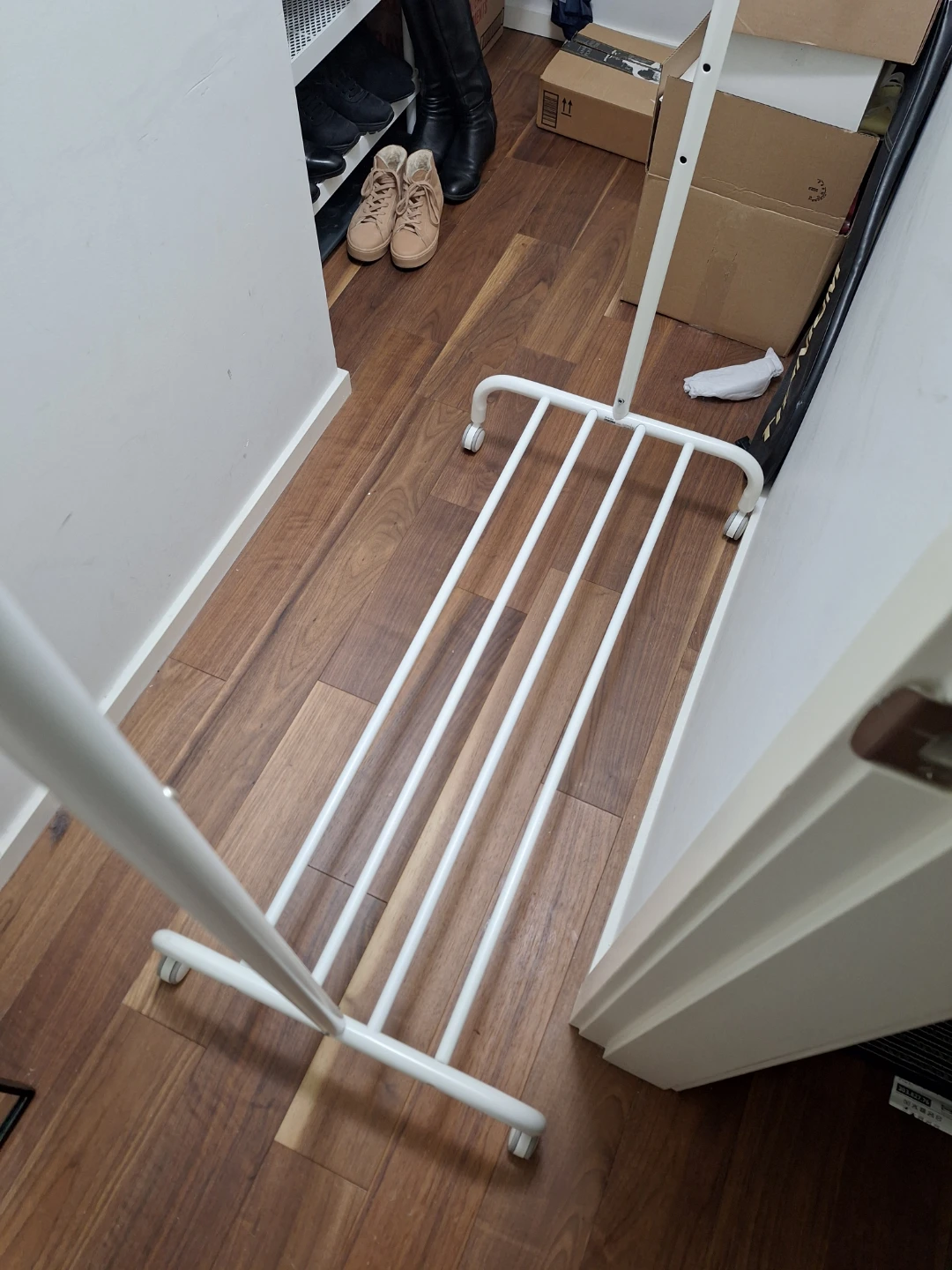 IKEA Clothes Rack - White - photo 3