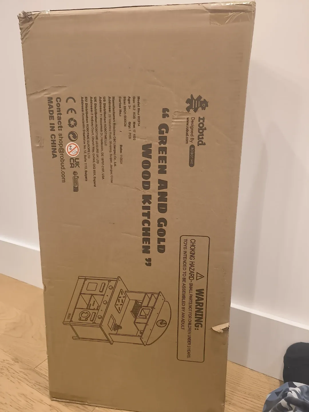 ROBUD Wooden Play Kitchen Set for Kids Green and Gold image indicator(2)