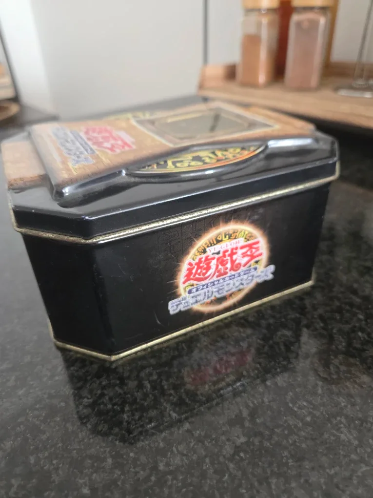 Yu-Gi-Oh! Booster Pack Collectors Tin 2005 image indicator(2)