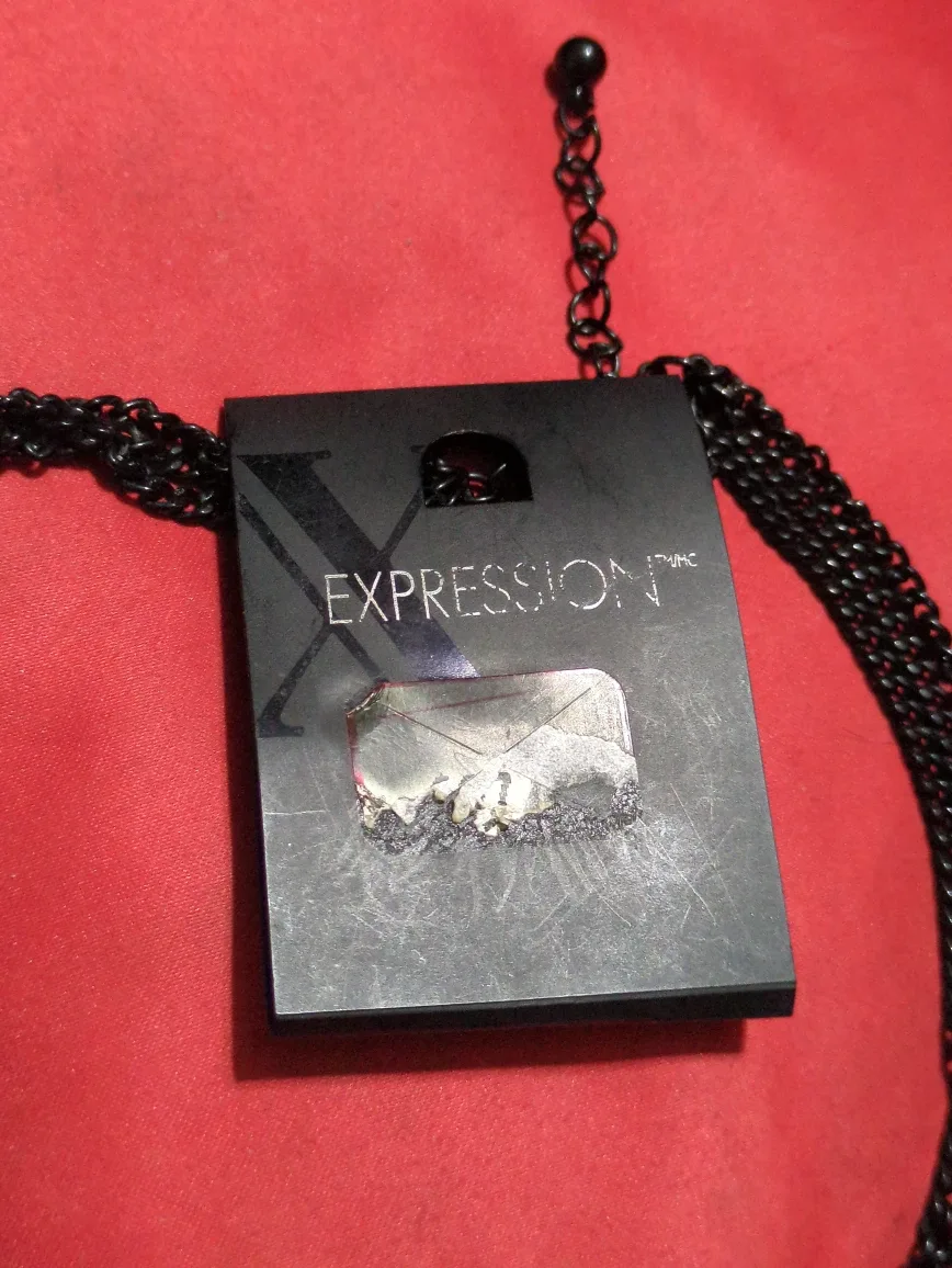 Expression Black Chainmail Necklace - New image indicator(2)