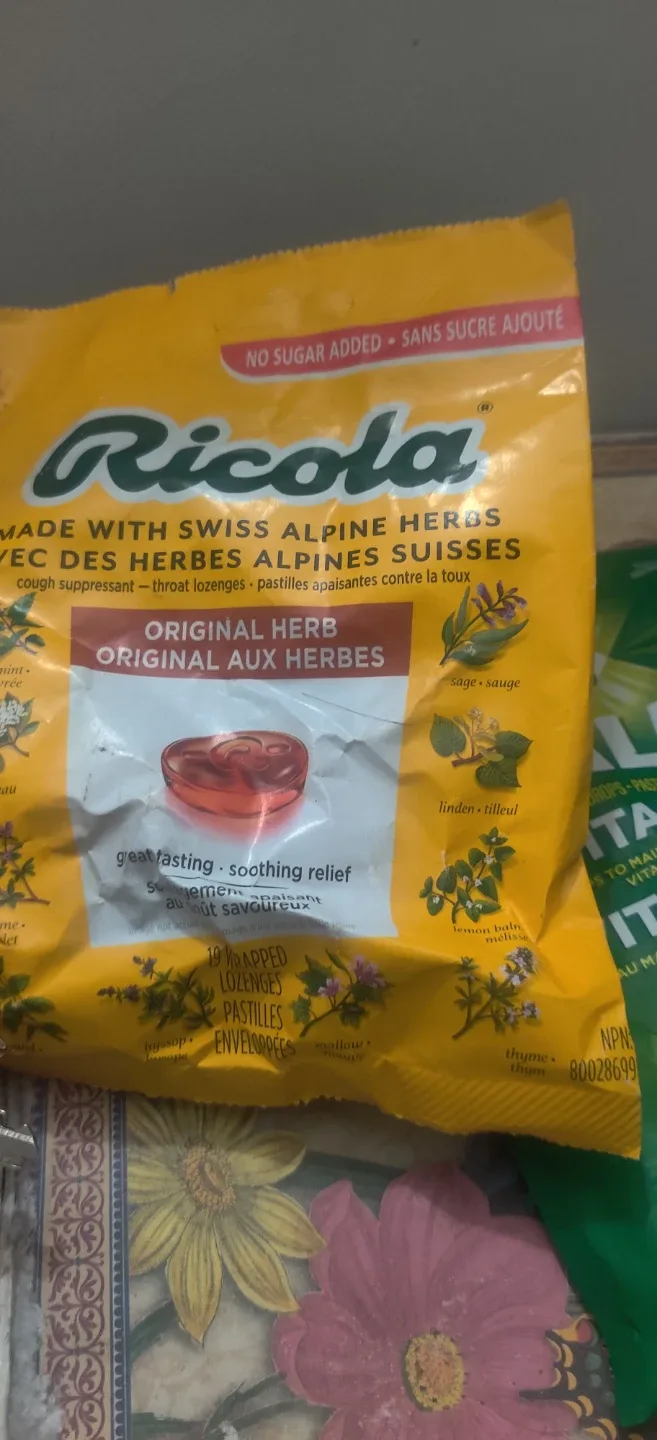 Ricola & Halls Cough Drops image indicator(4)