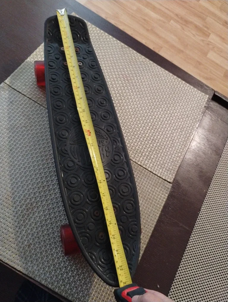 Banana Board Skateboard thumbnail