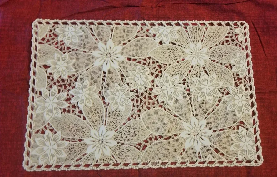 Pair of Delicate Floral Placemat image indicator(5)