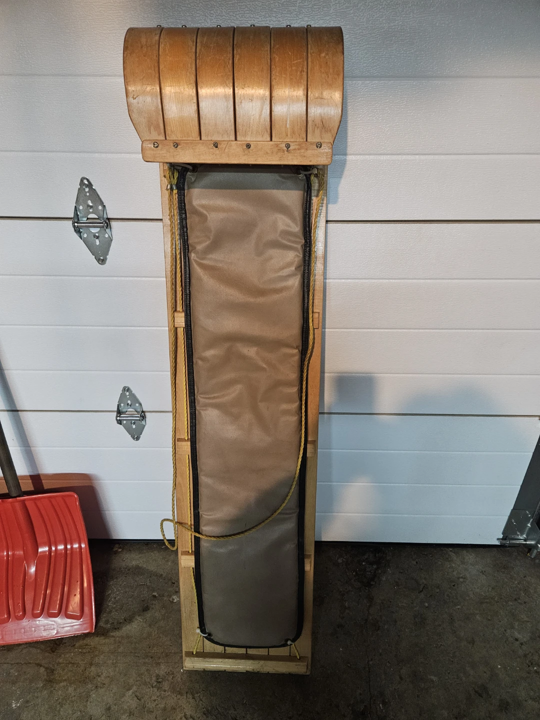 Wooden Toboggan with pad