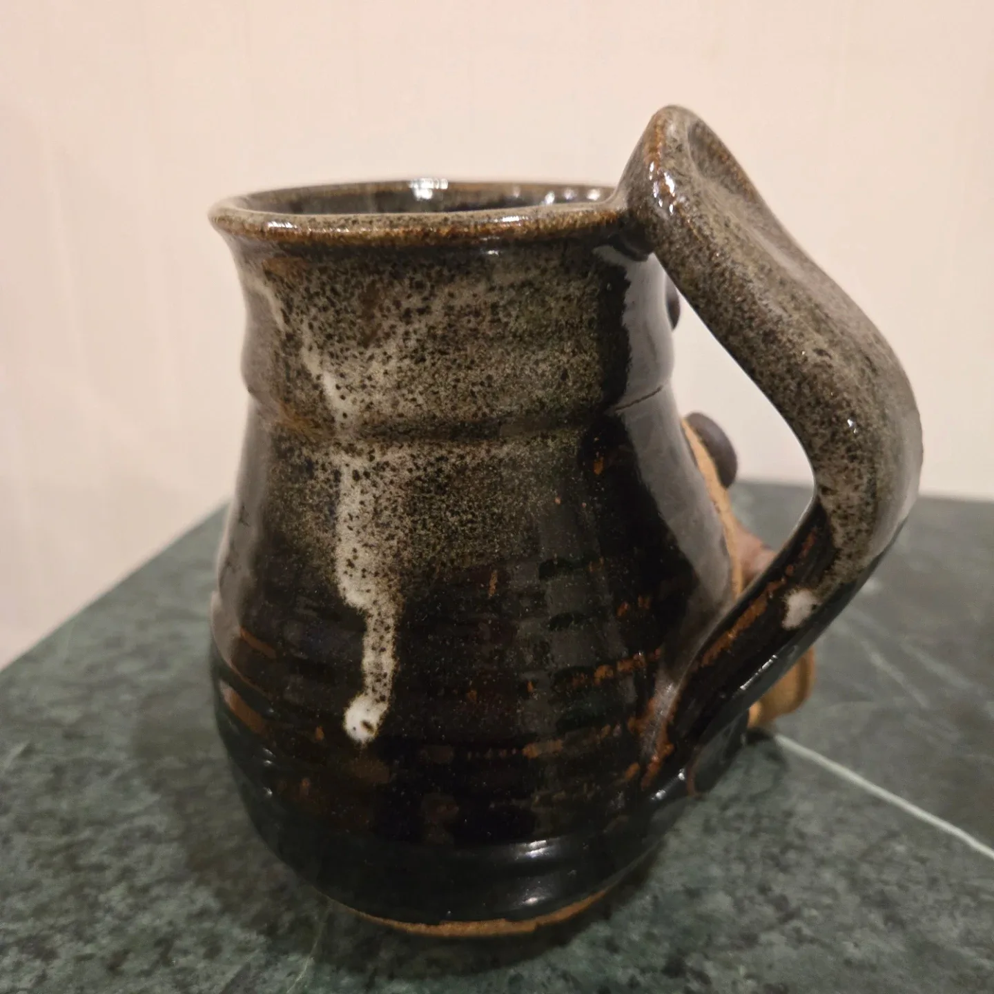 Vintage 3D "Ugly Face" Stoneware Robert Eakin style Mug image indicator(4)