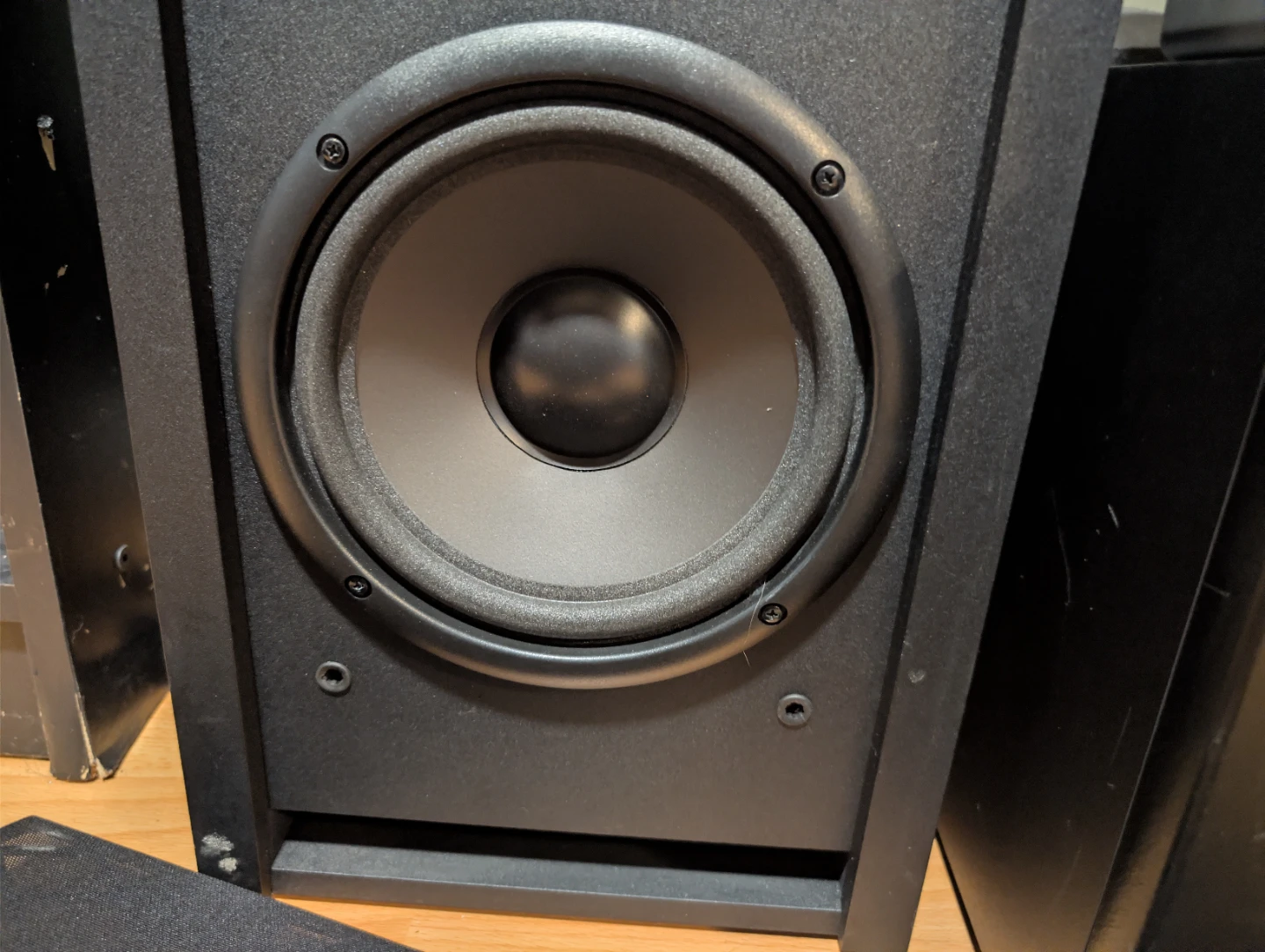 Polk Audio home theater system - photo 5