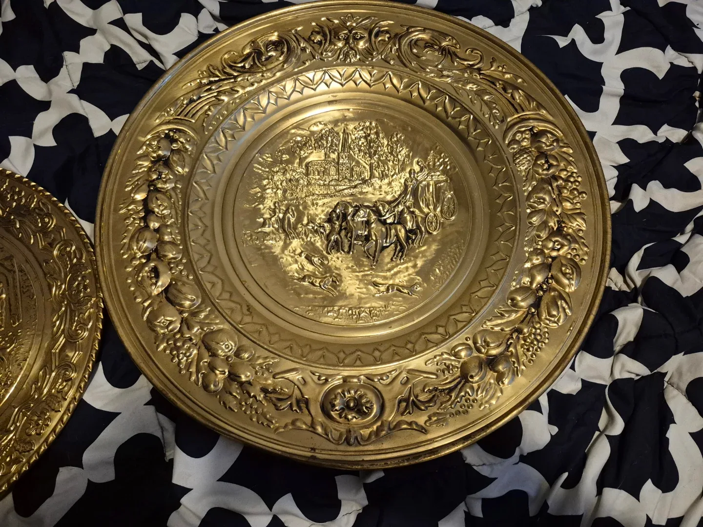 Vintage Decorative Brass Plates (Set of 3) image indicator(2)