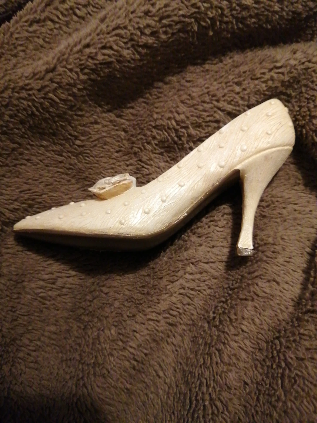 Decorative Shoe Figurine - photo 2