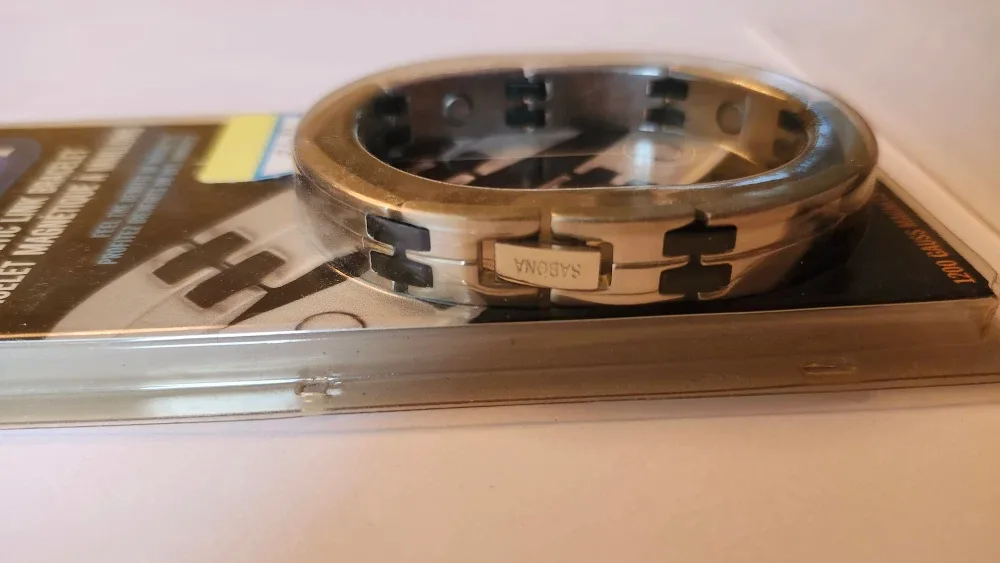New Sabona Magnetic Link Bracelet S/M image indicator(2)