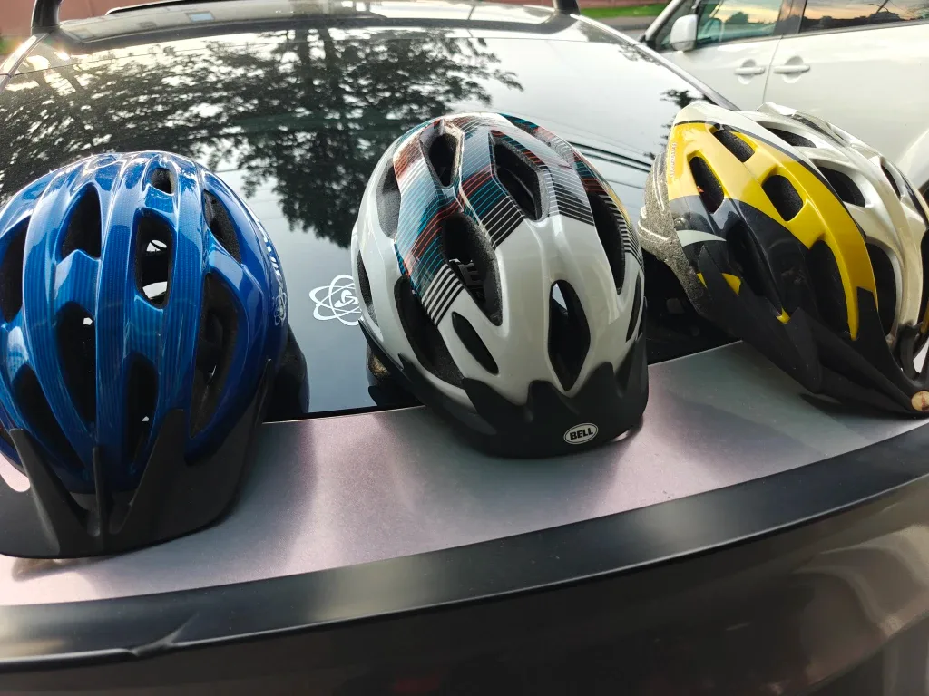 Bell Bike Helmets - Blue, White, Yellow and one skate helmet🥕