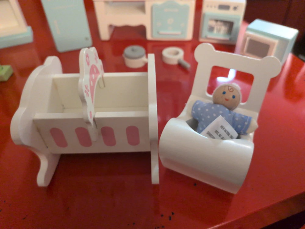 Wooden Dollhouse Furniture Set - photo 4