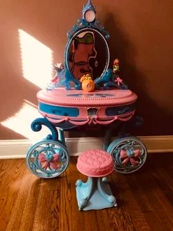 Disney Princess Cinderella Carriage Vanity